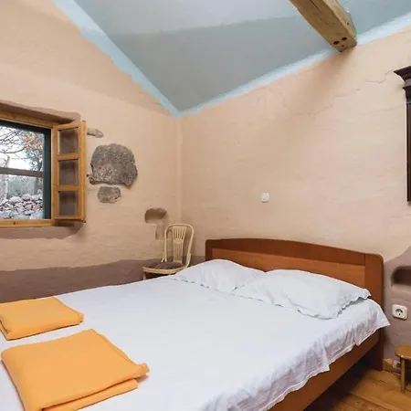 Secluded House With A Parking Space Trpanj, Peljesac - 13059 Ferienhaus